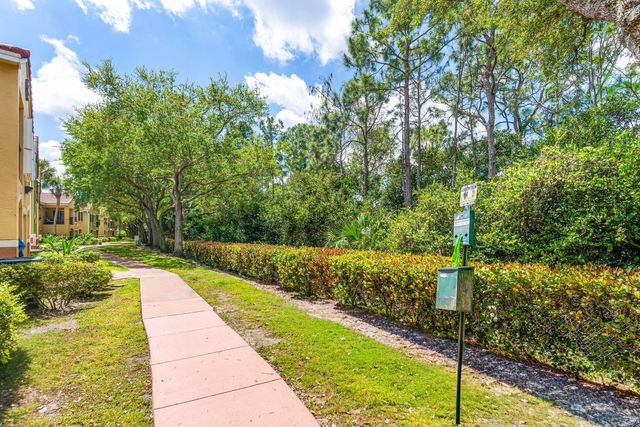 10354 Fox Trail Rd S. 1509, Royal Palm Beach, FL 33411