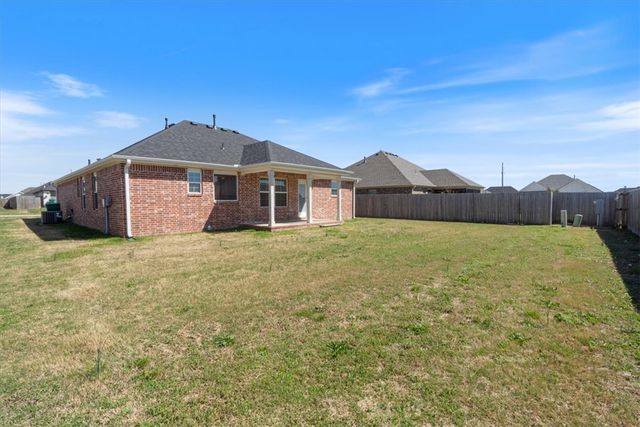 1037 Jameson Street, Tontitown, AR 72762