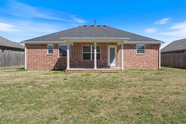 1037 Jameson Street, Tontitown, AR 72762