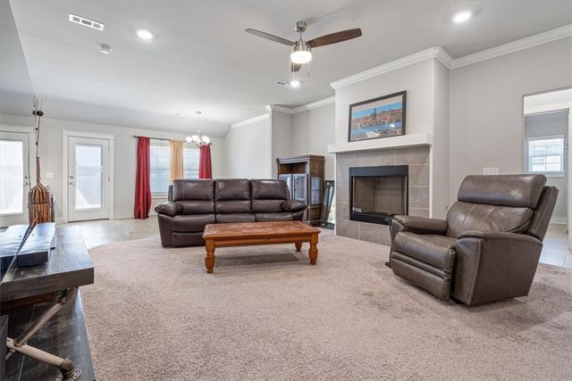 1037 Jameson Street, Tontitown, AR 72762