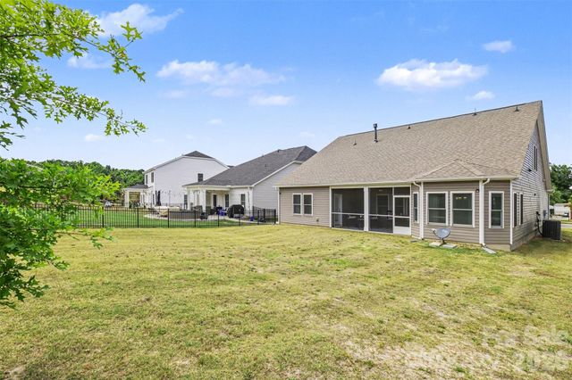 286 Heatherland Drive, Rock Hill, SC 29732