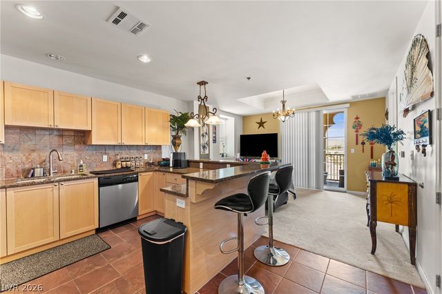 2405 West Serene Avenue 703, Las Vegas, NV 89123