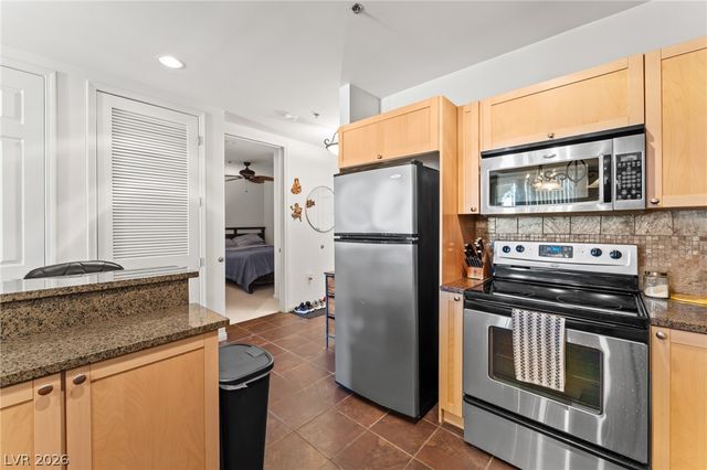 2405 West Serene Avenue 703, Las Vegas, NV 89123