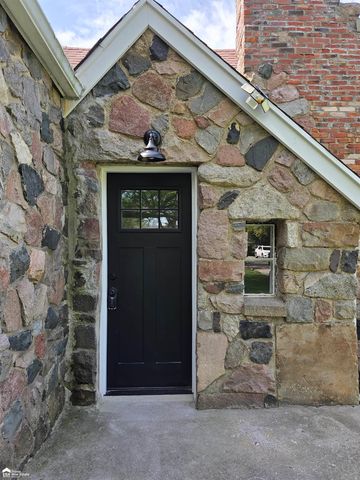 1491 Iva Street, Burton, MI 48509