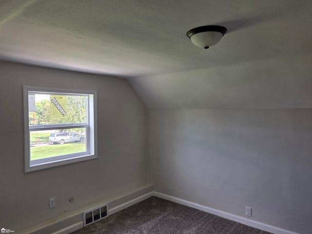 1491 Iva Street, Burton, MI 48509
