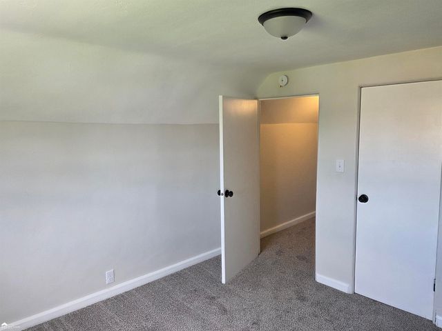 1491 Iva Street, Burton, MI 48509