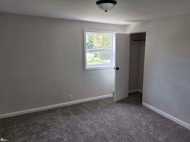 1491 Iva Street, Burton, MI 48509