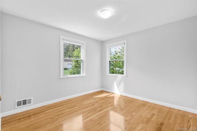 22 Rogers Drive, New Rochelle, NY 10804