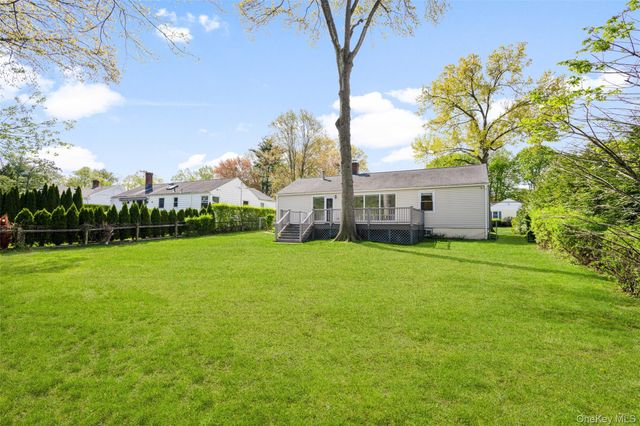 22 Rogers Drive, New Rochelle, NY 10804