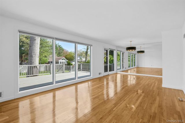 22 Rogers Drive, New Rochelle, NY 10804