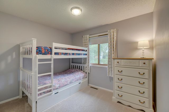 1400 Highland Road, Stillwater, MN 55082