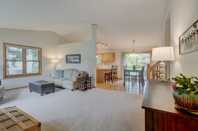 1400 Highland Road, Stillwater, MN 55082