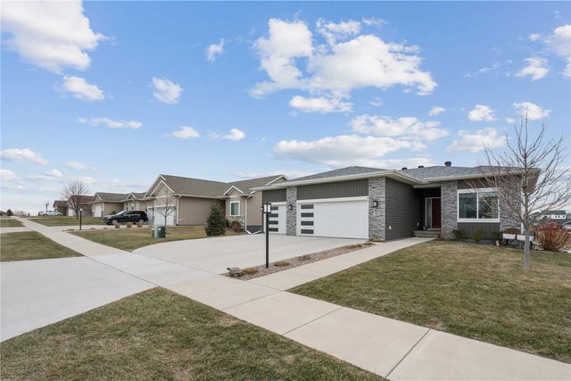 561 Fawn Avenue, Tiffin, IA 52340