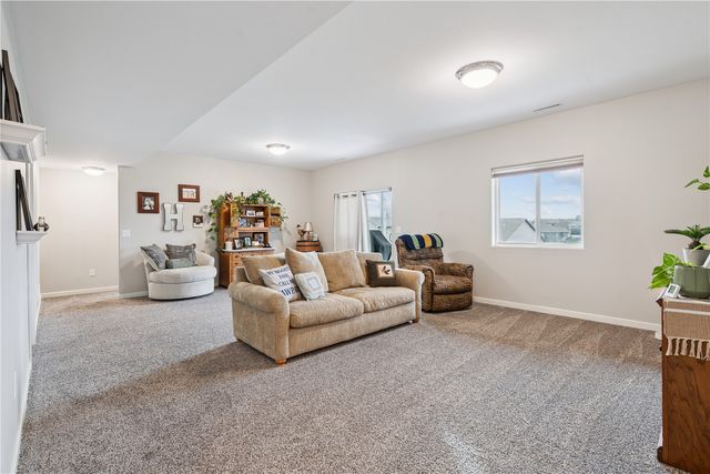 561 Fawn Avenue, Tiffin, IA 52340