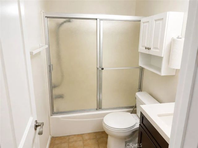 18645 Hatteras Street 206, Tarzana, CA 91356