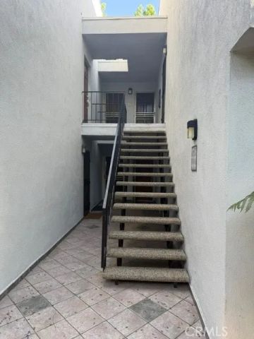 18645 Hatteras Street 206, Tarzana, CA 91356