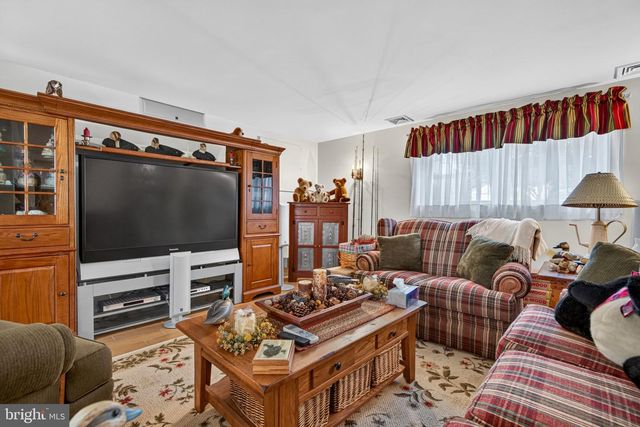 470 1ST ST, Atco, NJ 08004