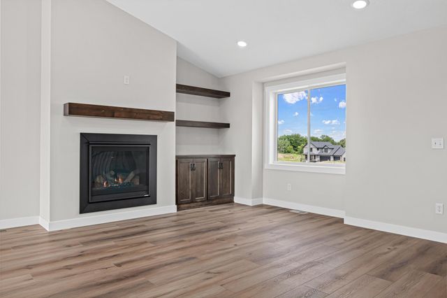 390 Candy Lane, River Falls, WI 54022