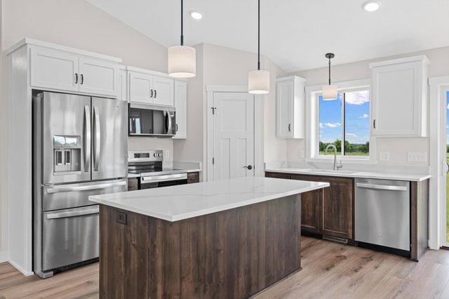 390 Candy Lane, River Falls, WI 54022