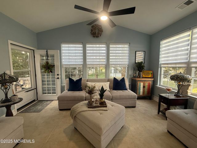 7 Old Mill Court, Barnegat, NJ 08005