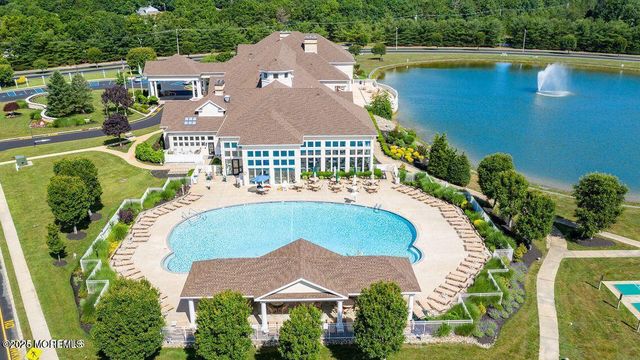 7 Old Mill Court, Barnegat, NJ 08005