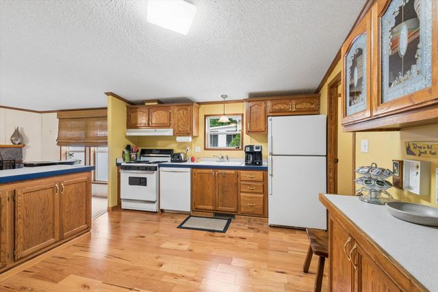 227 S Jameson Street, New Buffalo, MI 49117