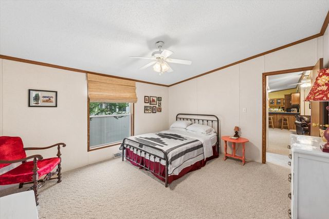 227 S Jameson Street, New Buffalo, MI 49117