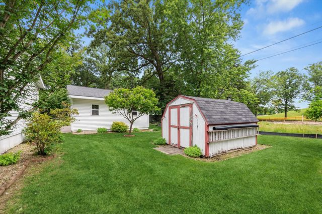 227 S Jameson Street, New Buffalo, MI 49117