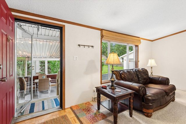 227 S Jameson Street, New Buffalo, MI 49117