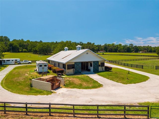 15620 NW HIGHWAY 225, Reddick, FL 32686