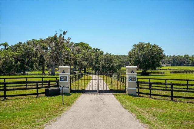 15620 NW HIGHWAY 225, Reddick, FL 32686