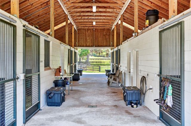 15620 NW HIGHWAY 225, Reddick, FL 32686
