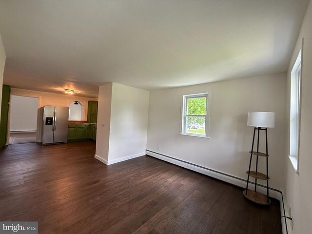5901 SHOPE PL, Harrisburg, PA 17109