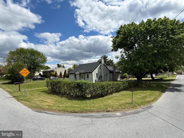 5901 SHOPE PL, Harrisburg, PA 17109