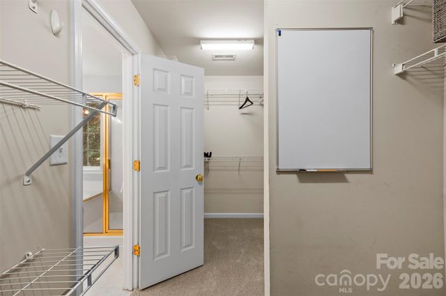 2832 Shady Reach Lane, Charlotte, NC 28214