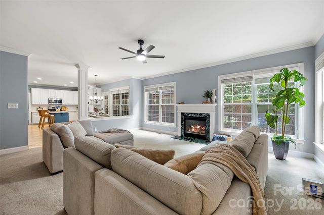 2832 Shady Reach Lane, Charlotte, NC 28214