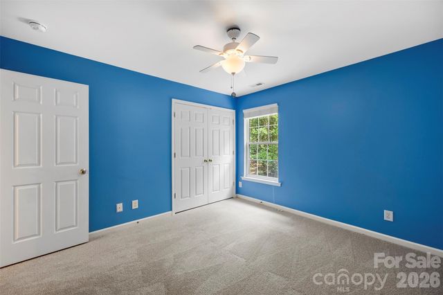 2832 Shady Reach Lane, Charlotte, NC 28214