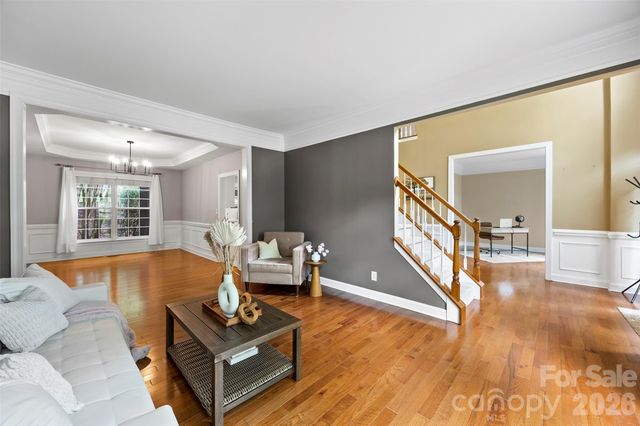 2832 Shady Reach Lane, Charlotte, NC 28214