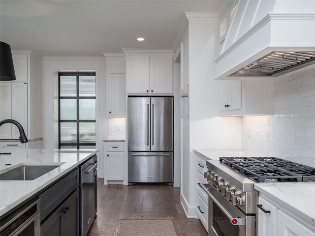 1555 Maple Circle, Tyler, TX 75703