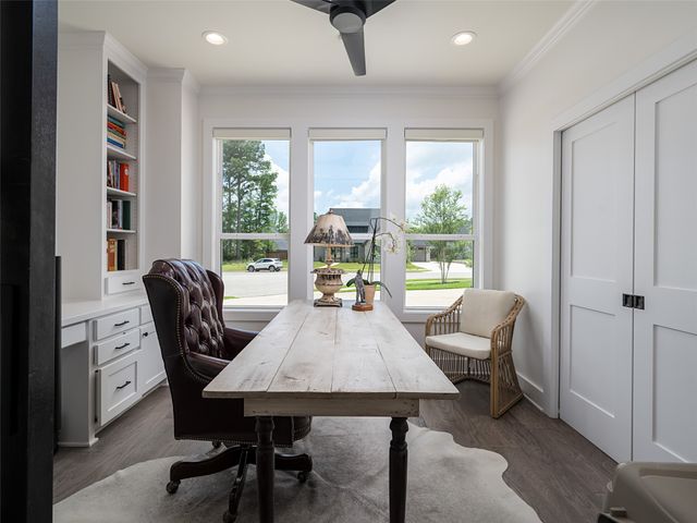 1555 Maple Circle, Tyler, TX 75703