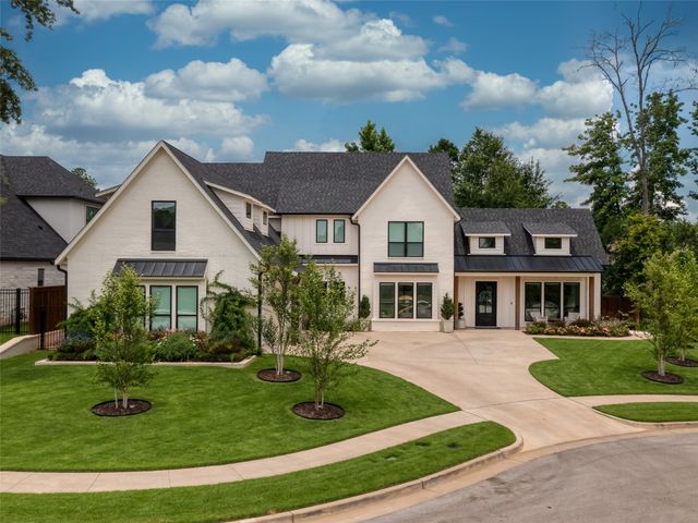 1555 Maple Circle, Tyler, TX 75703