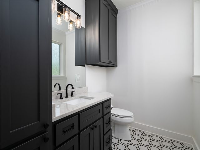 1555 Maple Circle, Tyler, TX 75703