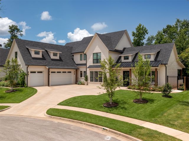 1555 Maple Circle, Tyler, TX 75703