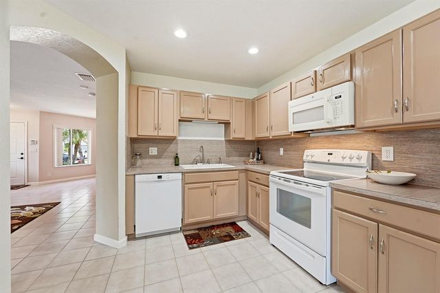 5511 Crossing Rocks Court, Riviera Beach, FL 33407