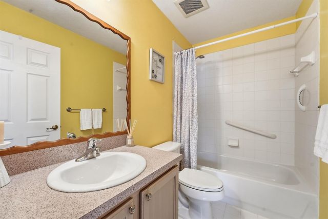 5511 Crossing Rocks Court, Riviera Beach, FL 33407