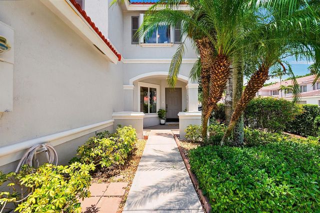 5511 Crossing Rocks Court, Riviera Beach, FL 33407