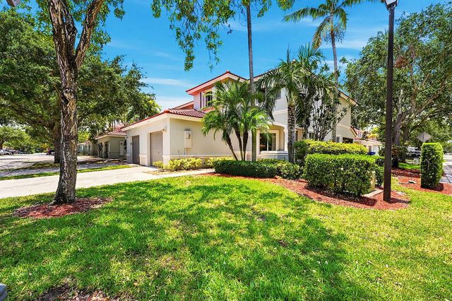 5511 Crossing Rocks Court, Riviera Beach, FL 33407