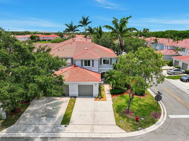 5511 Crossing Rocks Court, Riviera Beach, FL 33407