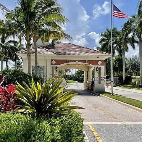 5511 Crossing Rocks Court, Riviera Beach, FL 33407