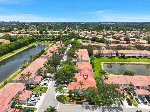 5511 Crossing Rocks Court, Riviera Beach, FL 33407